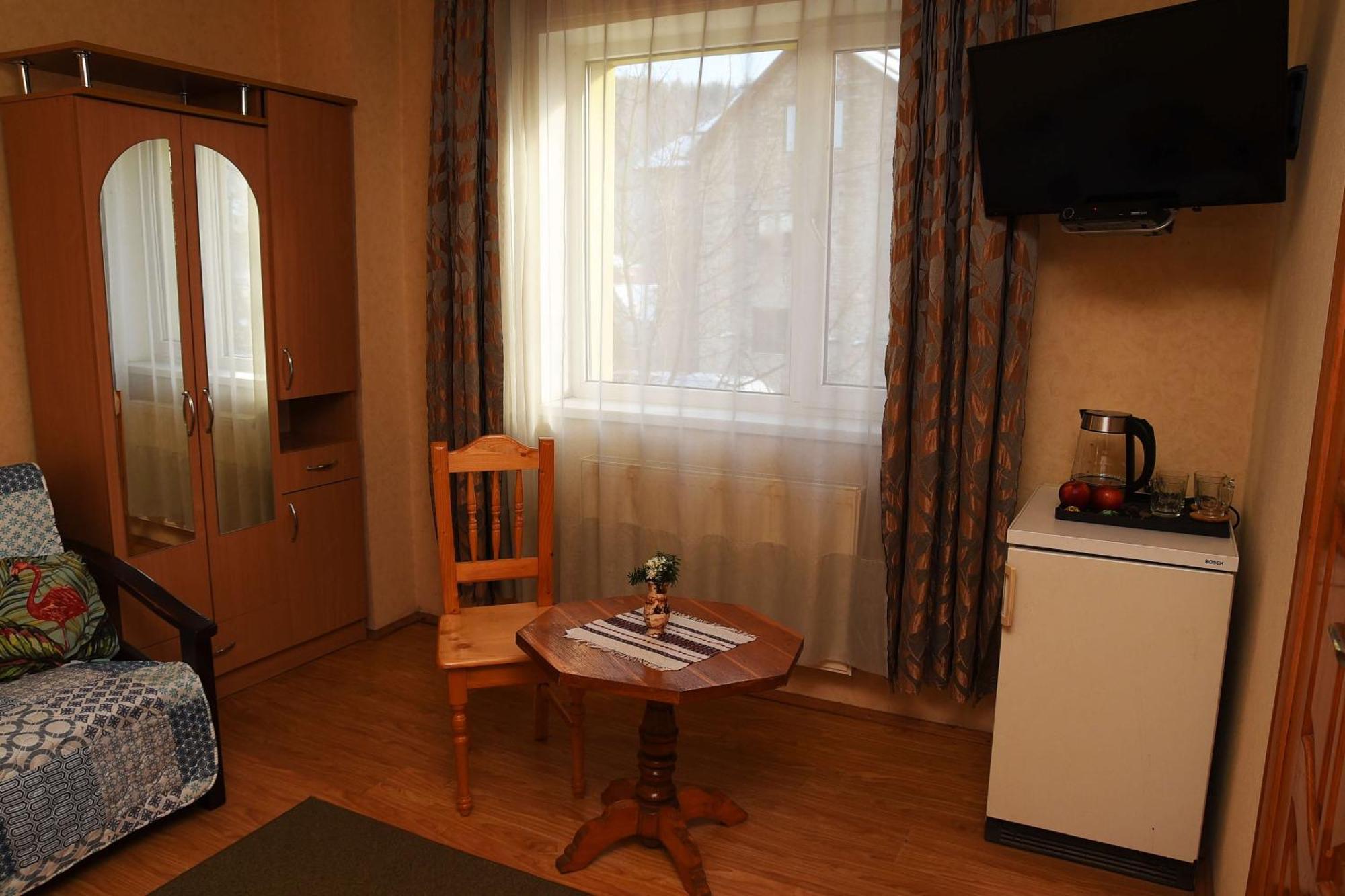 Oskolok Dovbusha Mini-Hotel Jaremtsje Kamer foto