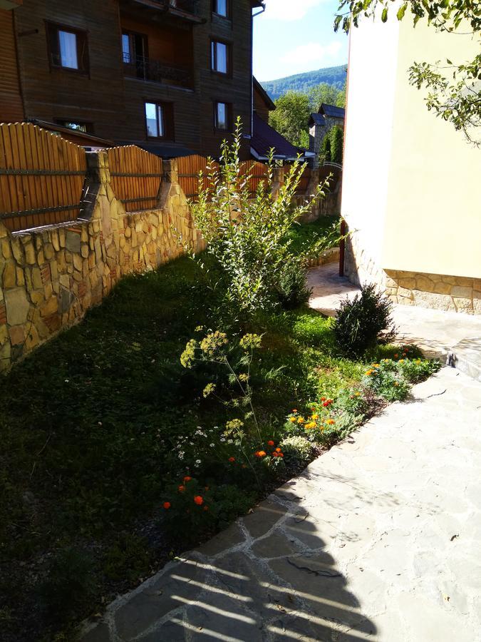Oskolok Dovbusha Mini-Hotel Jaremtsje Buitenkant foto