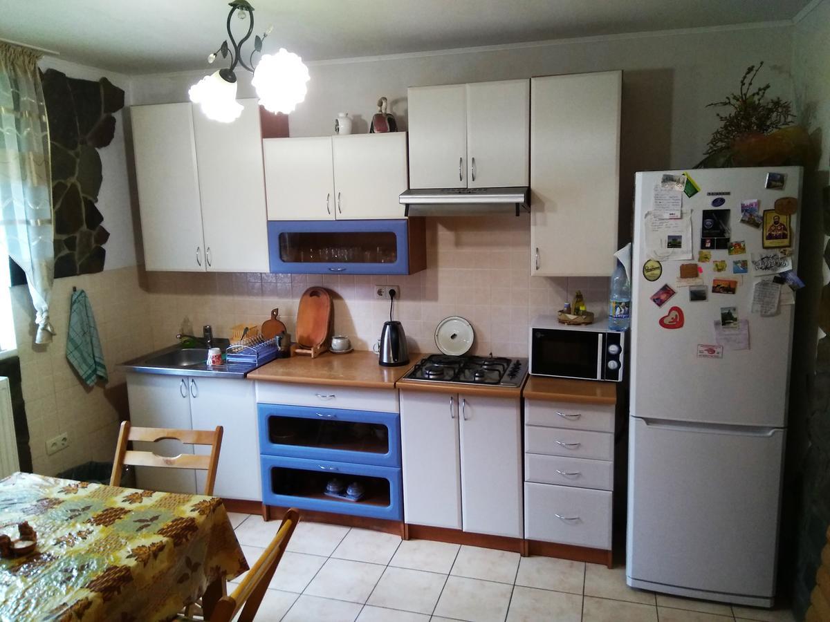 Oskolok Dovbusha Mini-Hotel Jaremtsje Buitenkant foto